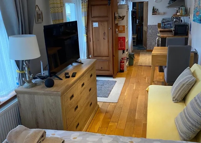 The Studio Porthyraur